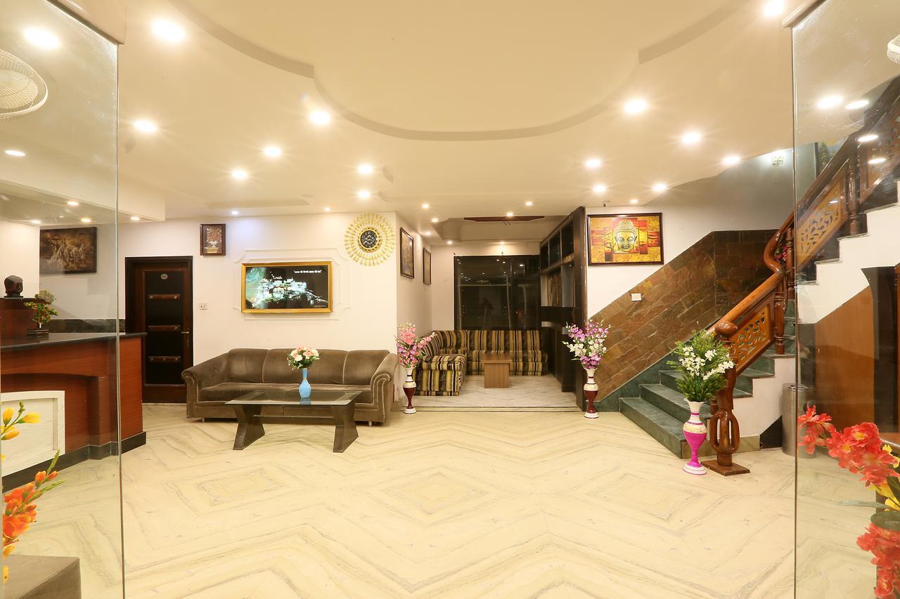 Hotel Katra Residency Exterior foto
